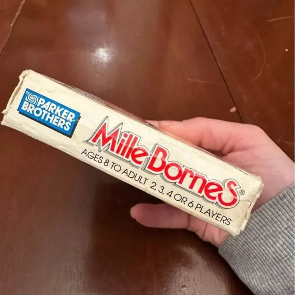 Vintage Parker Bros Mille Bornes French Auto Racing Card Game